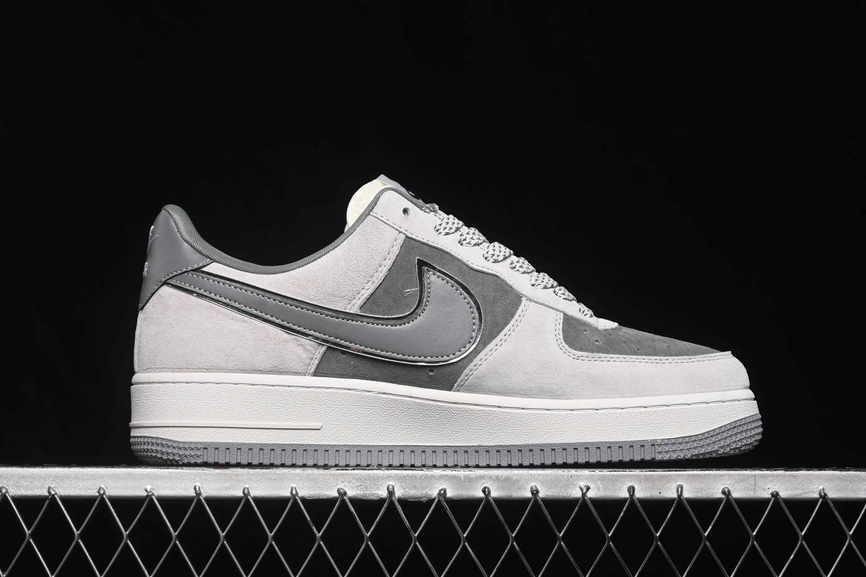 All categories Nk Air Force 1 Air Force series Nk Air Force 1 Low Air Force low-top Nike Air Force 1'07 Low joint model Air Force 1 low-top casual sneakers WY0655-102
